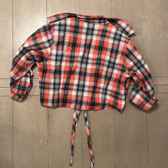 Wet Seal 100% Cotton Plaid Crop Top Red Black Medium Tie Front - Picture 2 of 6